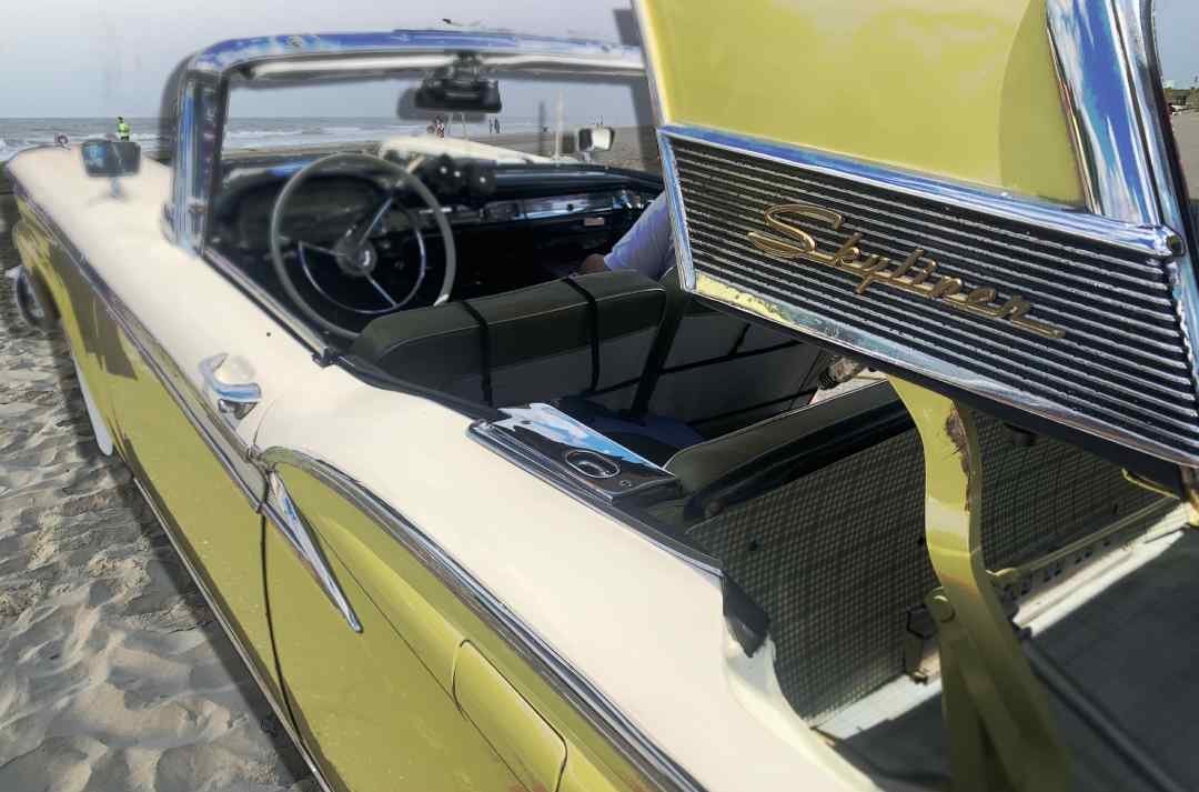1959 Ford Galaxie Skyliner
